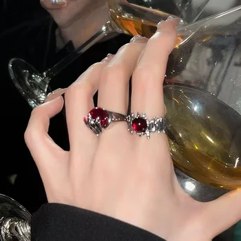 Нередовни Каменни пръстени Y2K Естетически животно Пръстен с червен камък за жени Egirl Реколта открити пръстени с пъпки, цветове, Бижута и Аксесоари